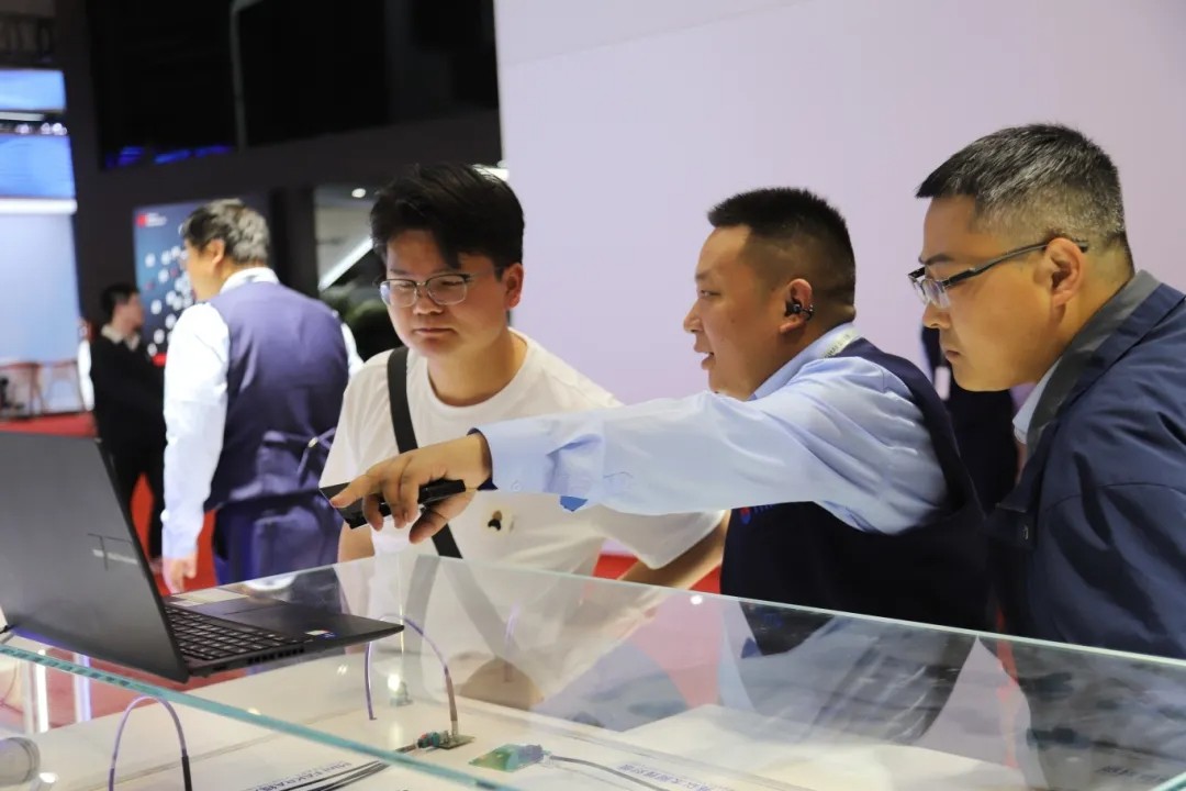 图片 (28).jpg 图片 (28).jpg